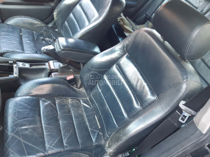 Delovi za Audi A6 2.5tdi