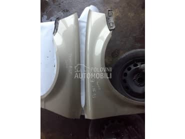 krilo levo i desnoB5,5 za Volkswagen Passat B5.5 za 2004. god.