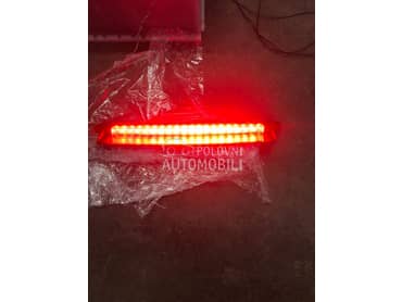 Trece stop svetlo za Audi A6 od 2011. do 2018. god.