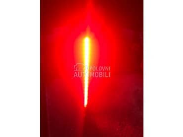 Trece stop svetlo za limuzinu za Audi A6 od 2011. do 2018. god.