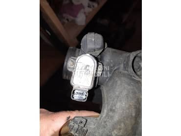 Maf senzor 1.6 benzin za Peugeot 206