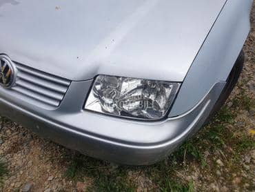 farovi za Volkswagen Bora od 2001. do 2004. god.
