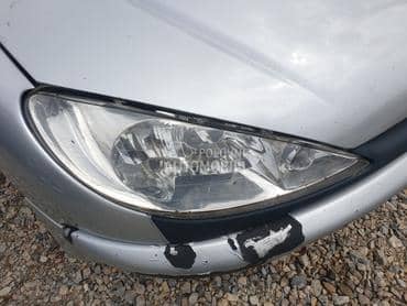 farovi za Peugeot 206 od 2002. do 2006. god.