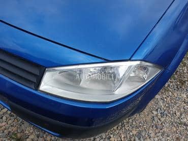 farovi za Renault Megane od 2002. do 2005. god.