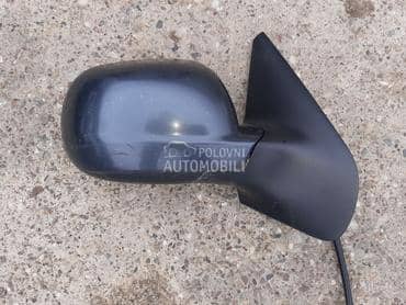 Retrovizor desni za Volkswagen Golf 4