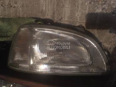 desni far za Renault Clio od 1995. do 1998. god.