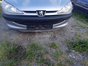 Prednji branik metalik sivi za Peugeot 206