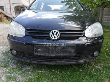 Volkswagen Golf 5 -  kompletan auto u delovima