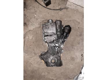 Deklo motora FSI za Volkswagen Golf 5