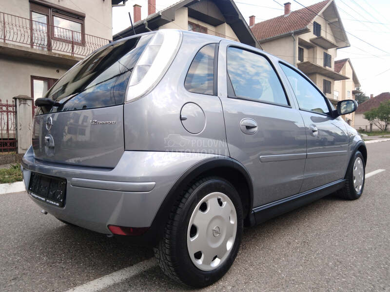 Opel Corsa C 1.2B Iz Švajcarske