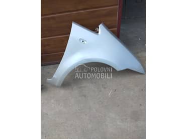 Desno krilo za Ford C-Max od 2003. do 2007. god.