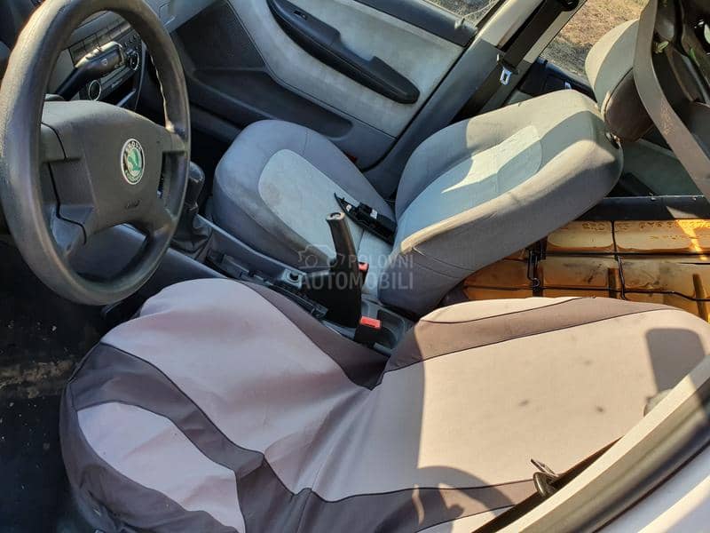 Škoda Fabia -  kompletan auto u delovima