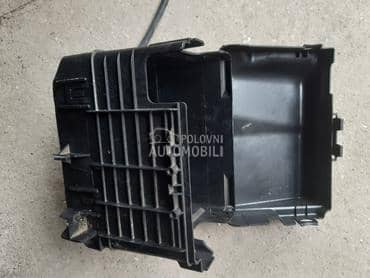 nosac akumulatora za Volkswagen Polo od 2002. do 2005. god.