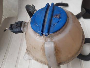 posuda za antifriz za Volkswagen Polo od 2002. do 2005. god.