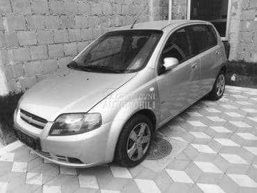 Chevrolet Aveo - kompletan auto u delovima
