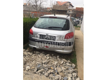 gepek vrata, zadnji branik za Peugeot 206