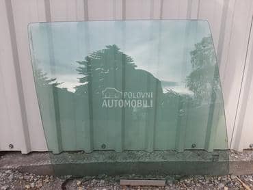 staklo za Volvo XC90 od 2004. do 2014. god.