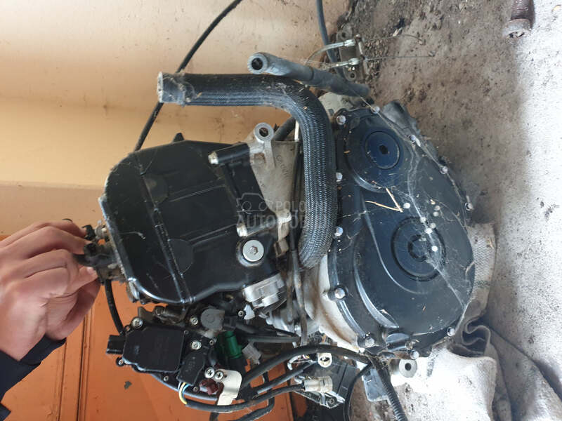 Delovi za suzuki gsxr k8,k9,L0