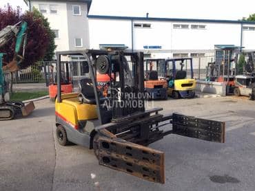 TCM FG15 BALLE CLAMP