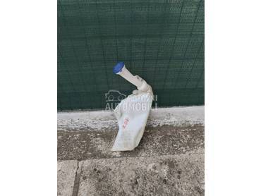 Posuda tecnosti za brisace za Peugeot 206 od 1998. do 2010. god.