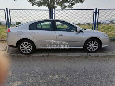 Renault Laguna III -  kompletan auto u delovima