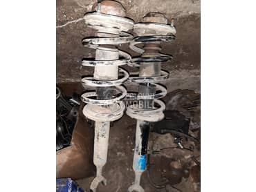 Amortizeri prednji za Volkswagen Passat B5.5