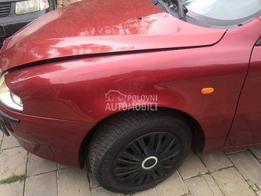 krilo za Alfa Romeo 147 od 2000. do 2005. god.