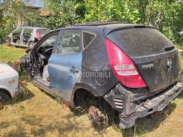 Hyundai i30 -  kompletan auto u delovima