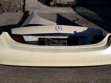 Branik zadnji w212 facelift za Mercedes Benz E Klasa od 2012. do 2015. god.