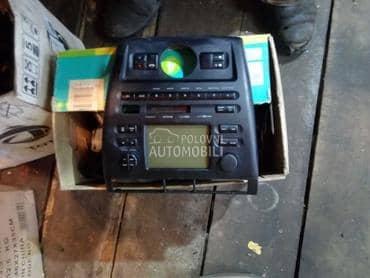 Konzola sa displejom za Seat Ibiza