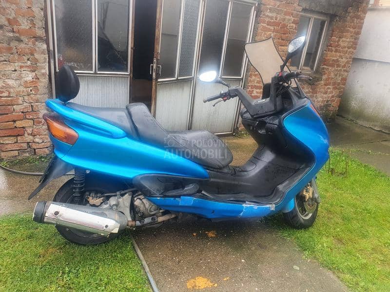 Yamaha majesty 250cc