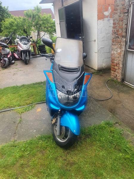 Yamaha majesty 250cc