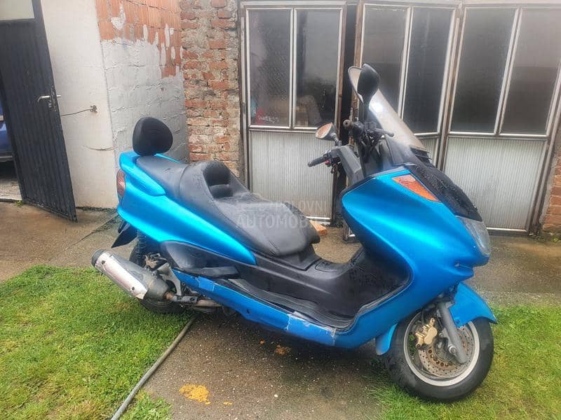 Yamaha majesty 250cc