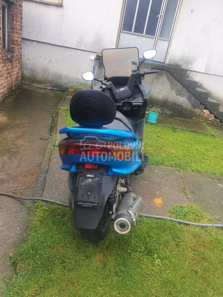 Yamaha majesty 250cc