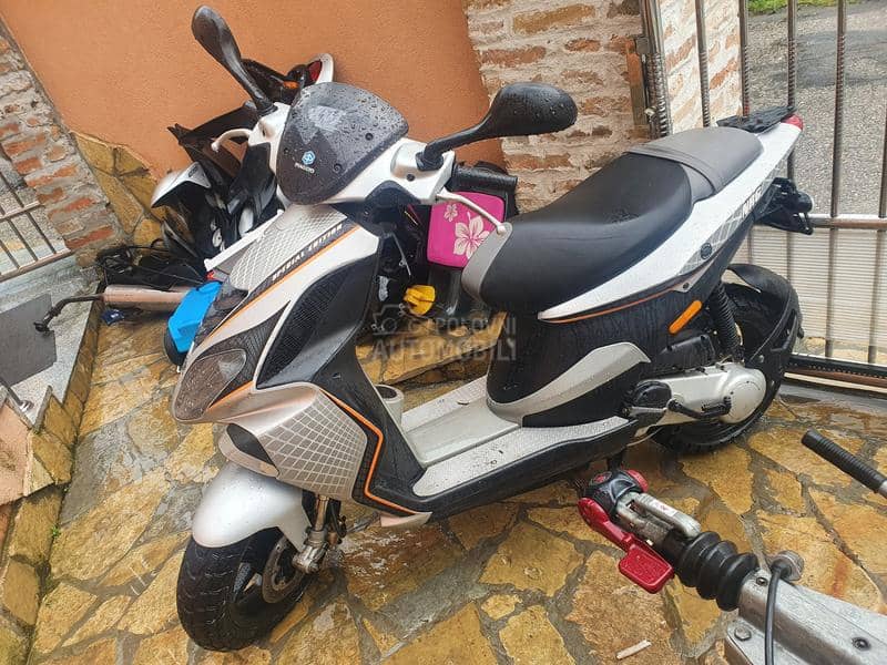 Piaggio nrg