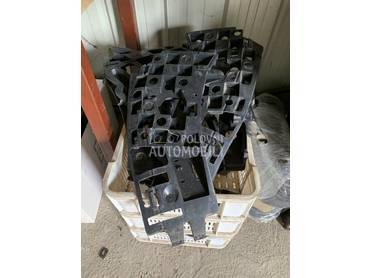 NOSAC  ZADNJI BANIK za Peugeot 206, 206 plus, 207 ...