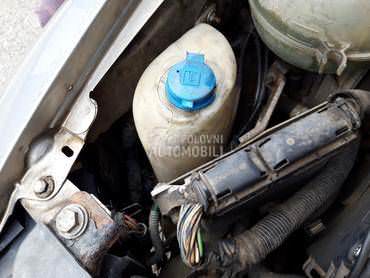 Boca za vodu za brisace za Fiat Stilo