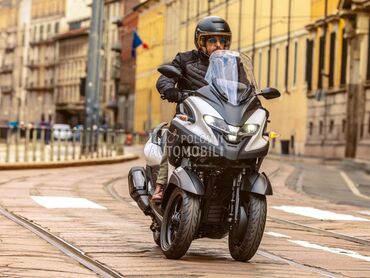 Yamaha TRICITY 300 B kategorija