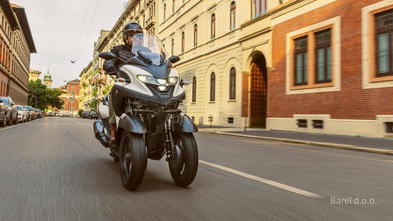 Yamaha TRICITY 300 B kategorija