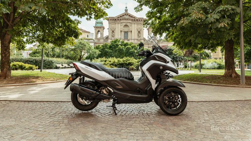 Yamaha TRICITY 300 B kategorija