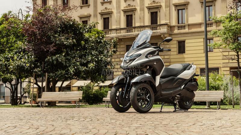 Yamaha TRICITY 300 B kategorija