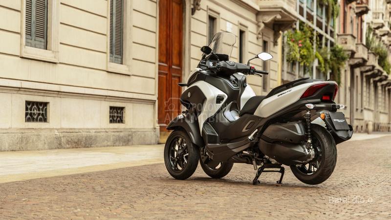Yamaha TRICITY 300 B kategorija