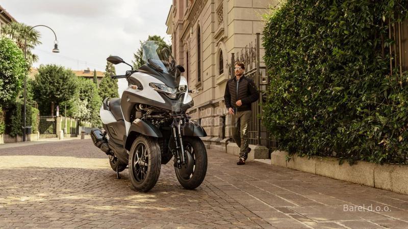 Yamaha TRICITY 300 B kategorija