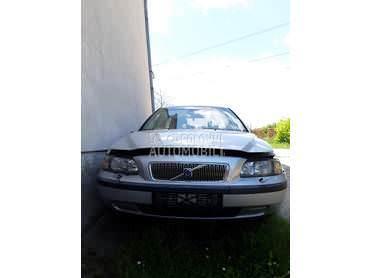 Prednji branik za Volvo V70