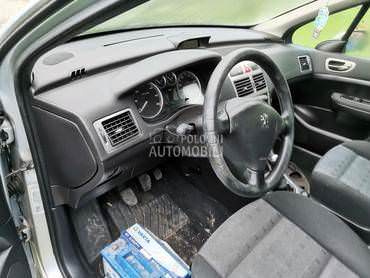 instrument tabla za Peugeot 307