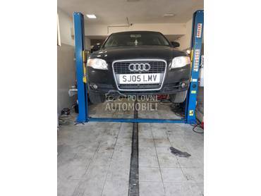Audi A4 -  kompletan auto u delovima
