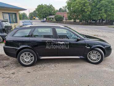 Alfa Romeo 156 Crosswagon -  kompletan auto u delovima