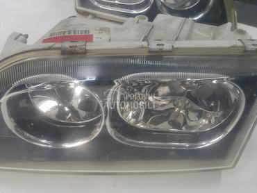 Prednji desni far za Volvo S40, V40 od 2000. do 2004. god.