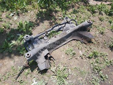 NOSAC PREDNJEG TRAPA za Citroen C5, Xsara Picasso