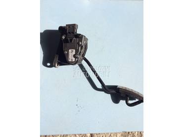 Pedala papucica gasa za Opel Zafira